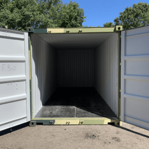 20 x 8 x 8.5 new camo shipping/storage container